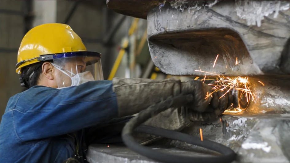 Side frame precision machined surface -- high-accuracy magnetic particle inspection detail
